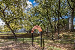 Euless apartment for rent - A sign in a park that says Dog Park.