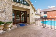 Austin apartment for rent - the swimming pool at the longhurst crossing apartments