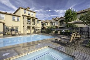 Fresno apartment for rent - Community Pool and Spa