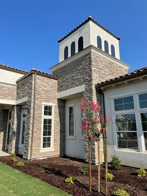 Fresno apartment for rent - Rock Ranch Office Exterior