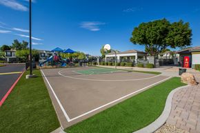 Phoenix apartment for rent - a basketball court at the enclave at green valley apartments