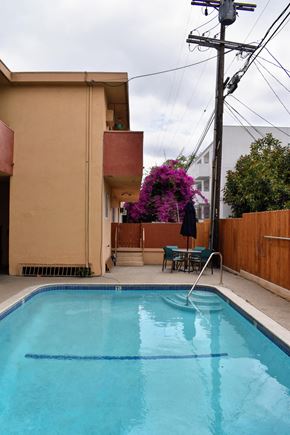 Los Angeles apartment for rent - the pool is in the backyard of the house