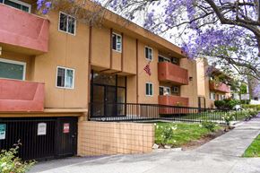Los Angeles apartment for rent - the building where the apartment is located