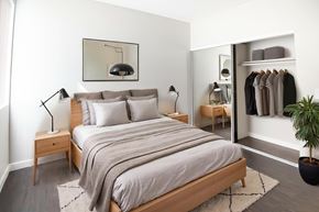 Los Angeles apartment for rent - A bedroom with a large bed and a wardrobe.