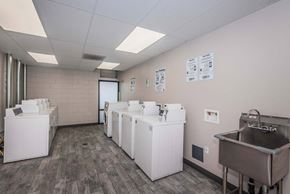 Los Angeles apartment for rent - Laundry room