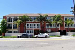 Playa Del Rey apartment for rent - Street view of the community