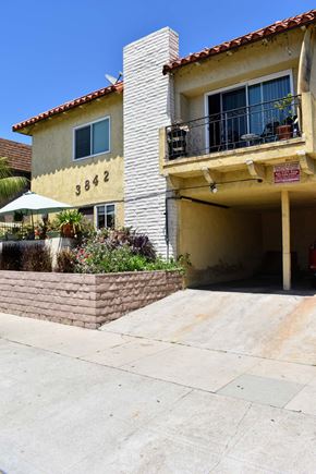 Culver City apartment for rent - the building in which the motel is located