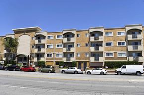 Sherman Oaks apartment for rent - Street view of the exterior of Terraces at Madrona