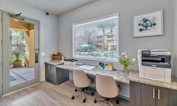 Business center with conference room & printing services