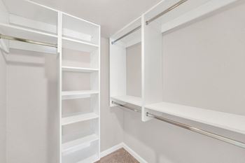 Walk in closet