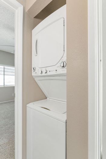Full sized washer & dryer*