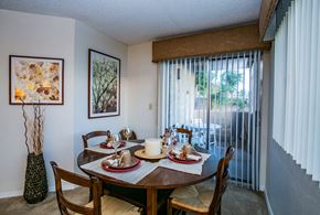 Laughlin apartment for rent - Laughlin Apartment Rentals with Dining Area