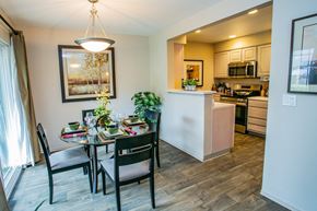 Vancouver apartment for rent - Apartments Month to Month Rentals Vancouver WA with Dining Area