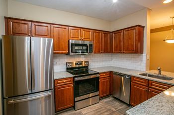 Stone creek at brookhaven apartments granite countertops