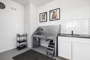 Colorado Springs apartment for rent - Pet Wash at Upland Flats Apartments 80922