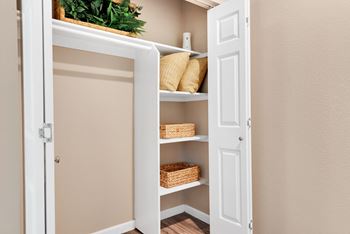 Eagle ranch apartments storage
