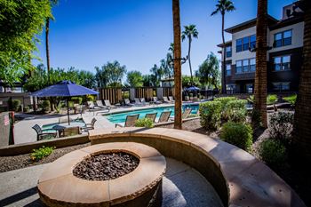 The reserve on cave creek apartments fire pit