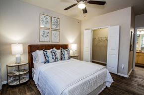 Glendale apartment for rent - Luxury Apartments Glendale with Large Bedrooms
