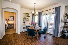 Avondale apartment for rent - Avondale Arizona Apartments with Faux-Wood Floors