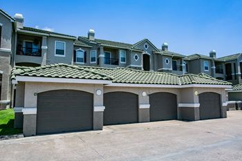 Chandler park garages