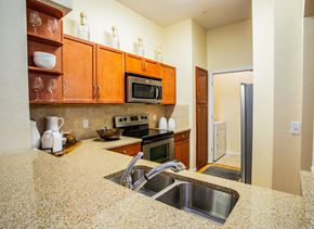 Phoenix apartment for rent - Full Kitchen with Stainless Steel Appliances at Apartments in Paradise Valley