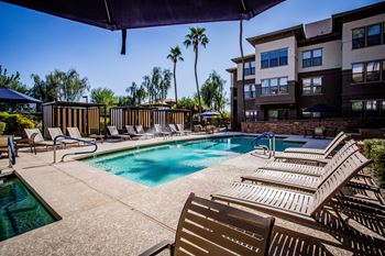 The reserve on cave creek apartments pool