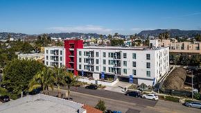 Los Angeles apartment for rent - Apartment Building at 4847 Oakwood Ave. Los Angeles, CA
