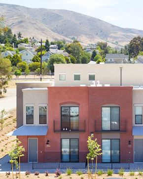 San Luis Obispo apartment for rent - building exterior at Roundhouse Place, California, 93401