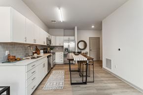 Richmond apartment for rent - Kitchen Interior at The Waterford At Rocketts Landing Apartments, PRG Real Estate, Richmond, Virginia
