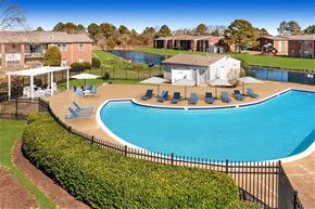 Hampton apartment for rent - Invigorating Swimming Pool at Rivers Landing Apartments, PRG Real Estate, Hampton