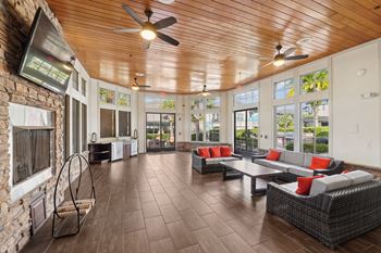 Resident lounge at the loree