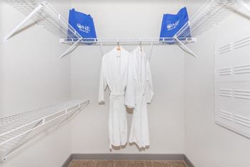 Walk-in closet
