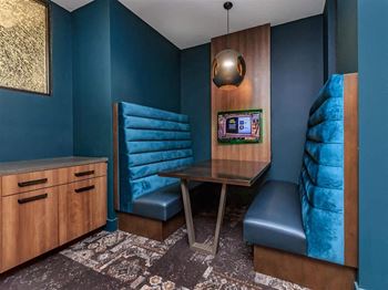 Luxe cyber lounge & coffee bar