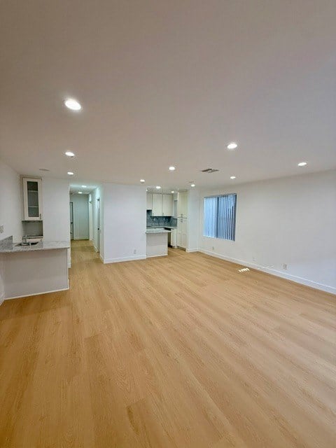 Floor plan for 3 beds, 2.5 baths