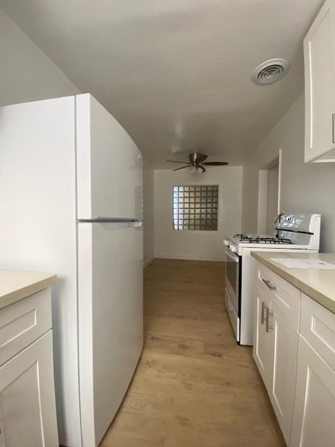 Floor plan for 1 bed, 1 bath, 980 sqft