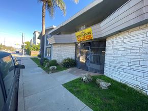 Los Angeles apartment for rent - A non-leasing sign is displayed on a building.
