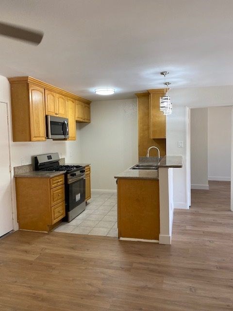 Floor plan for 2 beds, 2 baths