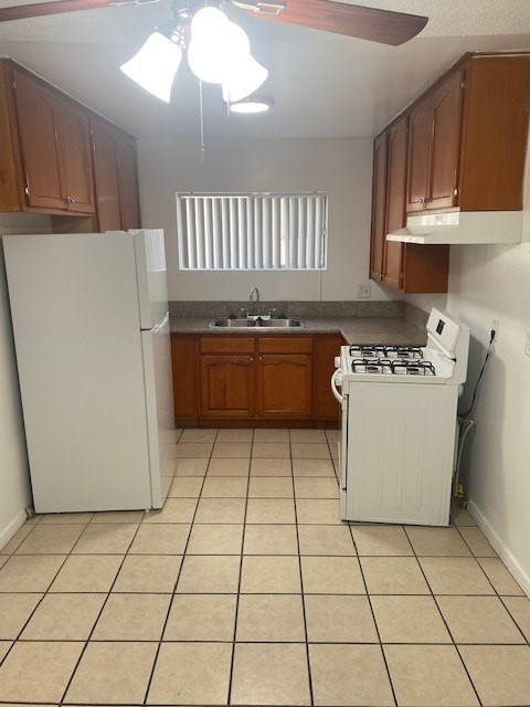 Floor plan for 1 bed, 1 bath, 980 sqft