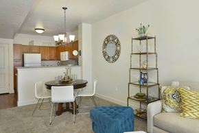 Murray apartment for rent - front room