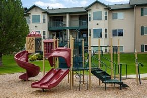 Logan apartment for rent - playground