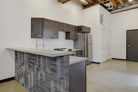 Floor plan for 1 bed, 1 bath, 684 sqft