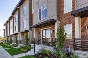 Ogden townhouse for rent - Walking Paths at Greens by Lotus Townhomes, Ogden, UT, 84403