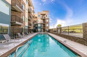Salt Lake City apartment for rent - Pool and lounge area