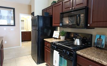 Classically inspired kitchens with gas ranges 