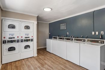 Modern laundry room