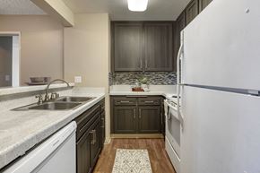 Reseda apartment for rent - the enclave at homecoming terra vista kitchen
