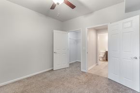Santa Rosa apartment for rent - Large bedroom with a walk-in closet