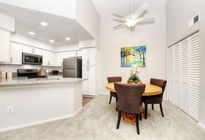 Mission Viejo apartment for rent - Dining Area of Two Bedroom at Bella Vista, Mission Viejo, 92691