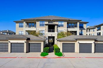Detached garage*