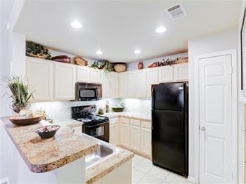 Gourmet kitchens